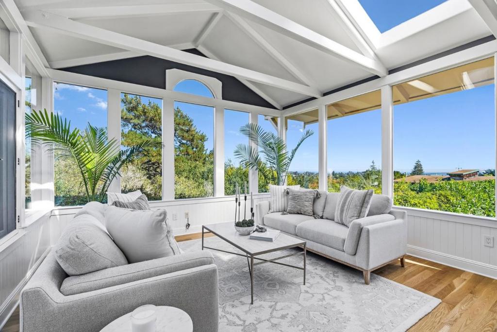 31 S Circle Dr, Santa Cruz, CA 95060 — photo 1