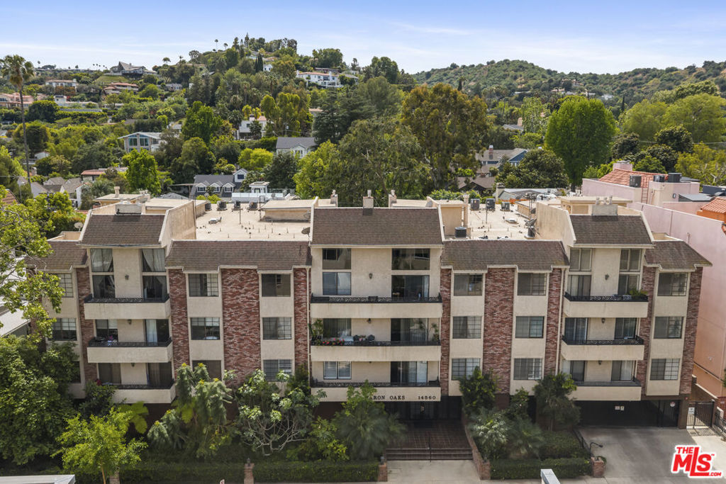14560 Benefit Street 206, Sherman Oaks, CA 91403 — photo 1