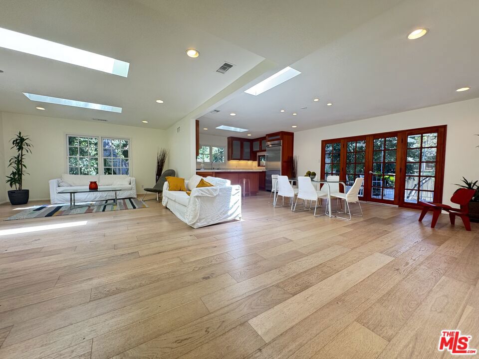 7586 Woodrow Wilson Drive, Los Angeles, CA 90046 — photo 1