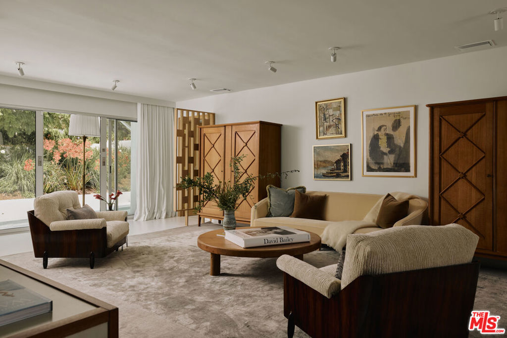 867 Berkeley Street, Santa Monica, CA 90403 — photo 1
