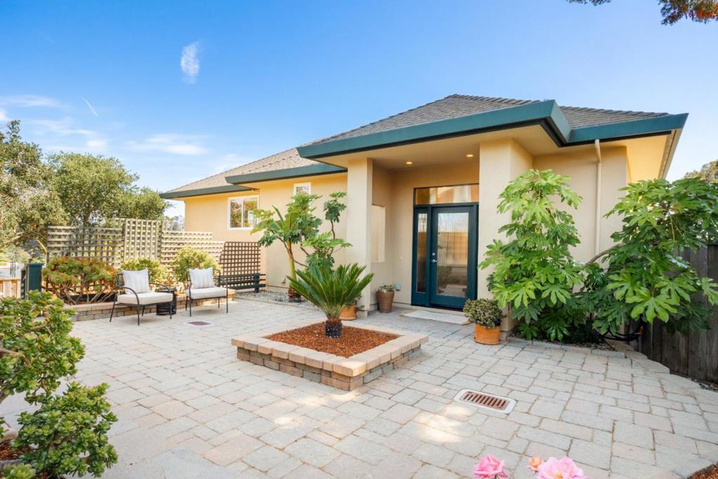160 Mattison Court, Aptos, CA 95003 — photo 1