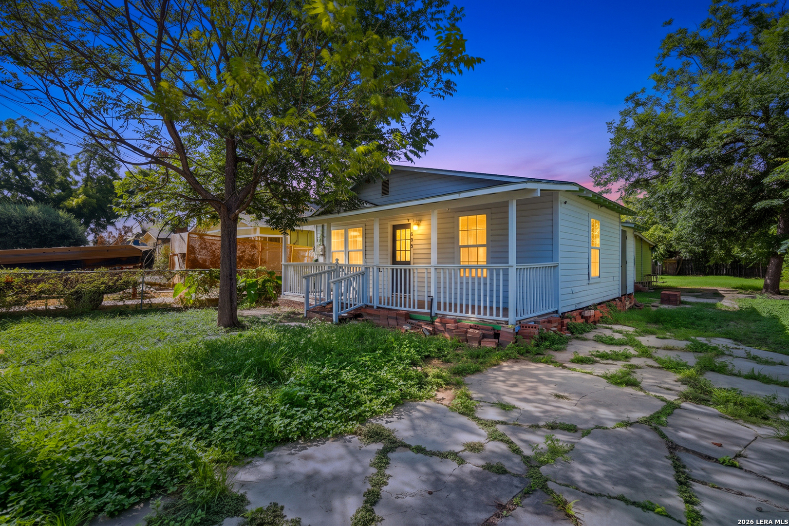 236 E Baylor St, San Antonio, TX 78204 — photo 1