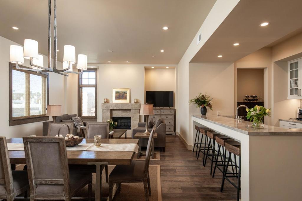 575 Foam Street D, Monterey, CA 93940 — photo 1