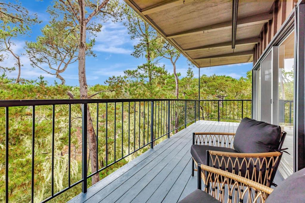 31 Del Mesa Carmel, Carmel, CA 93923 — photo 1