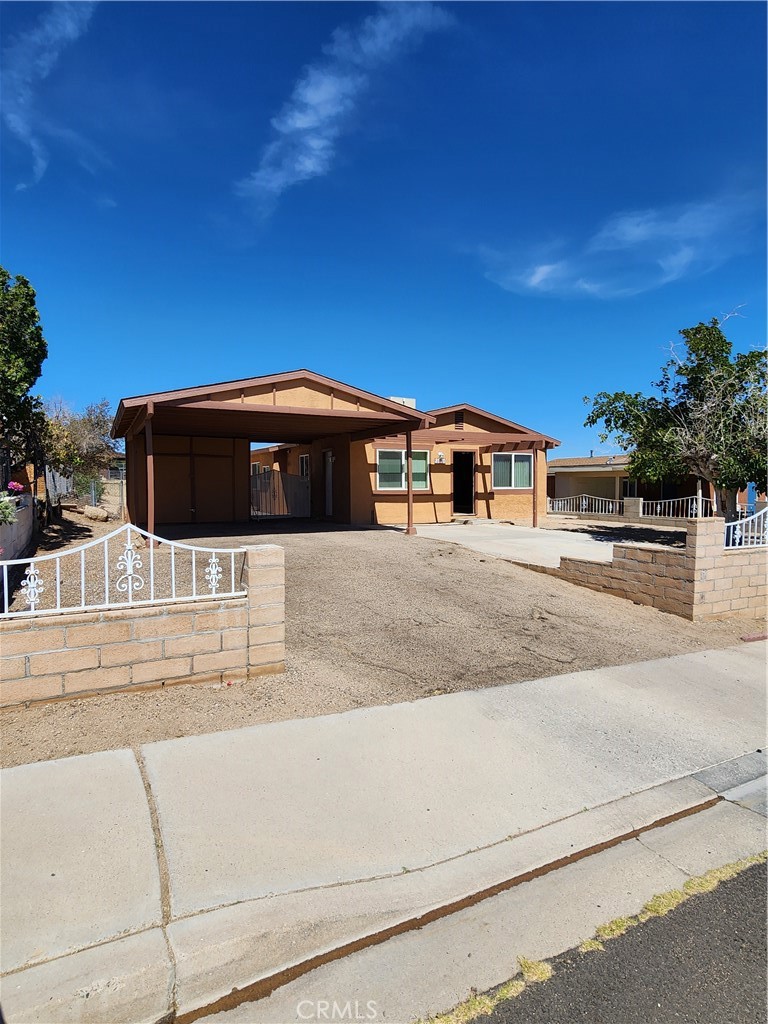 2020 Yosemite, Barstow, CA 92311 — photo 1