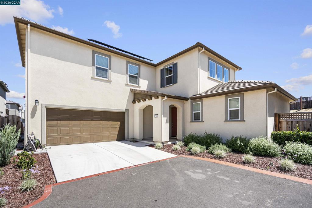 2214 Daimler St, Lathrop, CA 95330 — photo 1