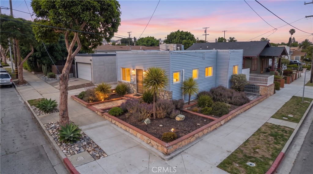 1652 Loma Avenue, Long Beach, CA 90804 — photo 1