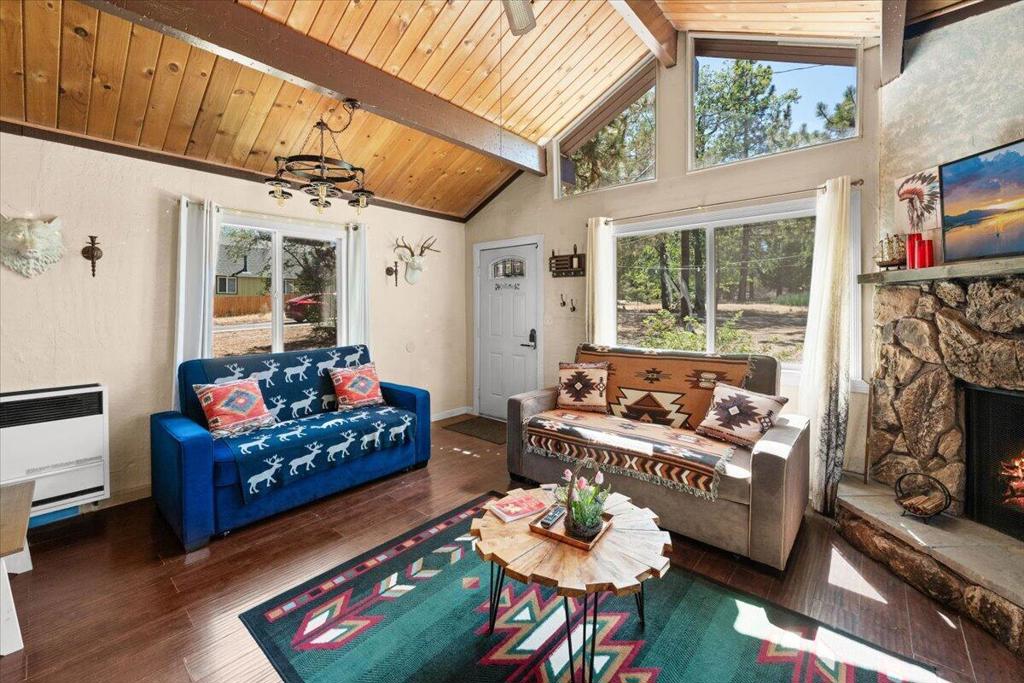 491 Imperial Avenue, Sugarloaf, CA 92386 — photo 1