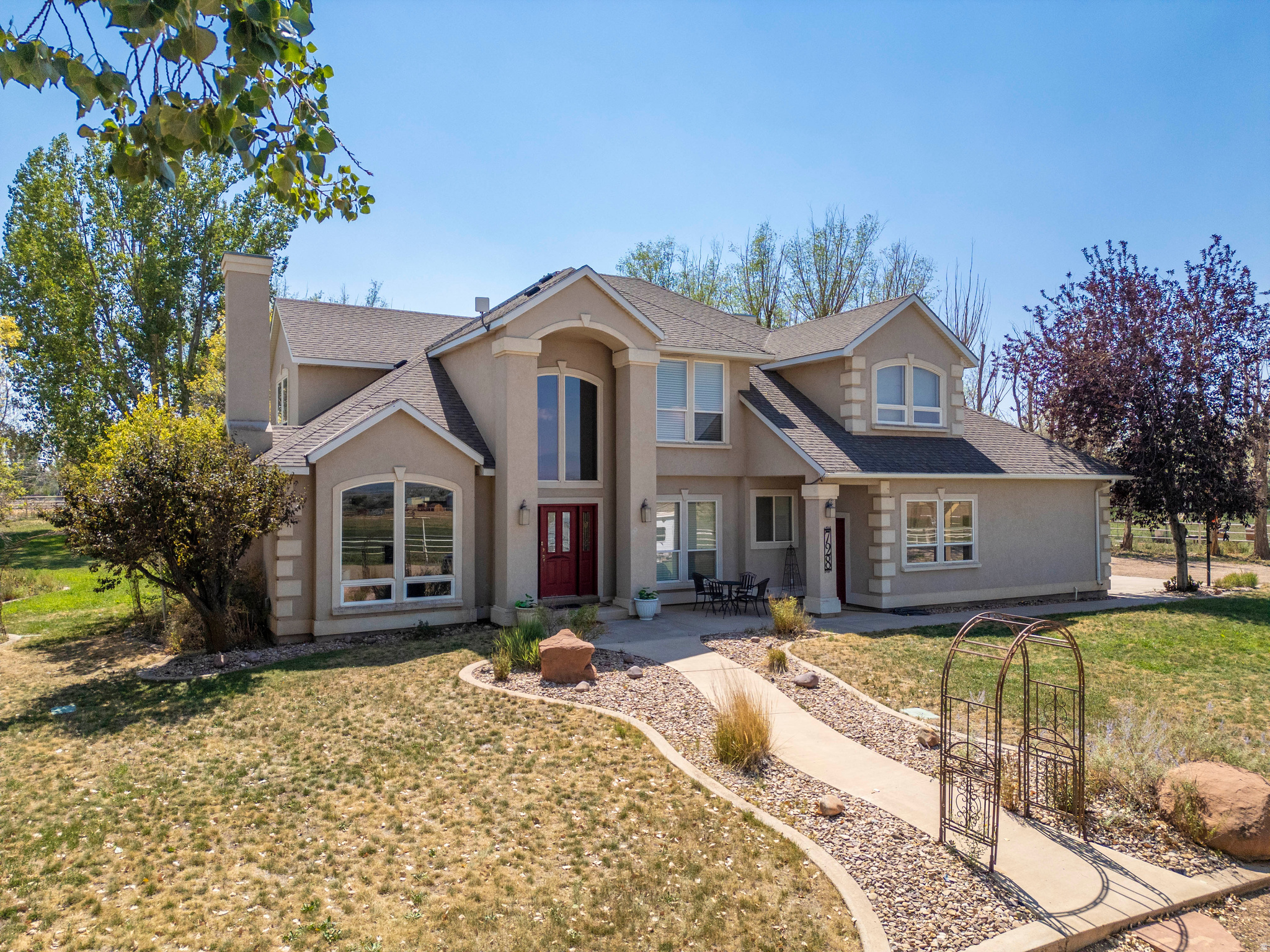 728 S 4000 W, Roosevelt, UT 84066 — photo 1