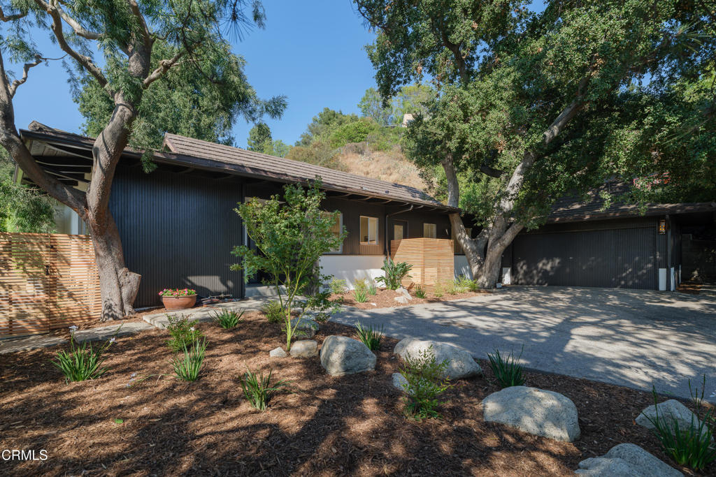 3271 New York Drive, Pasadena, CA 91107 — photo 1