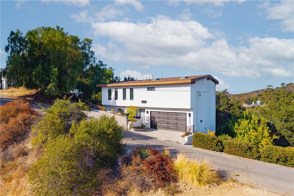 4300 Camello Road, Woodland Hills, CA 91364 — photo 1