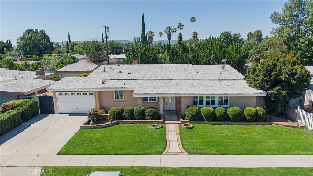 19448 Blythe, Reseda, CA 91335 — photo 1