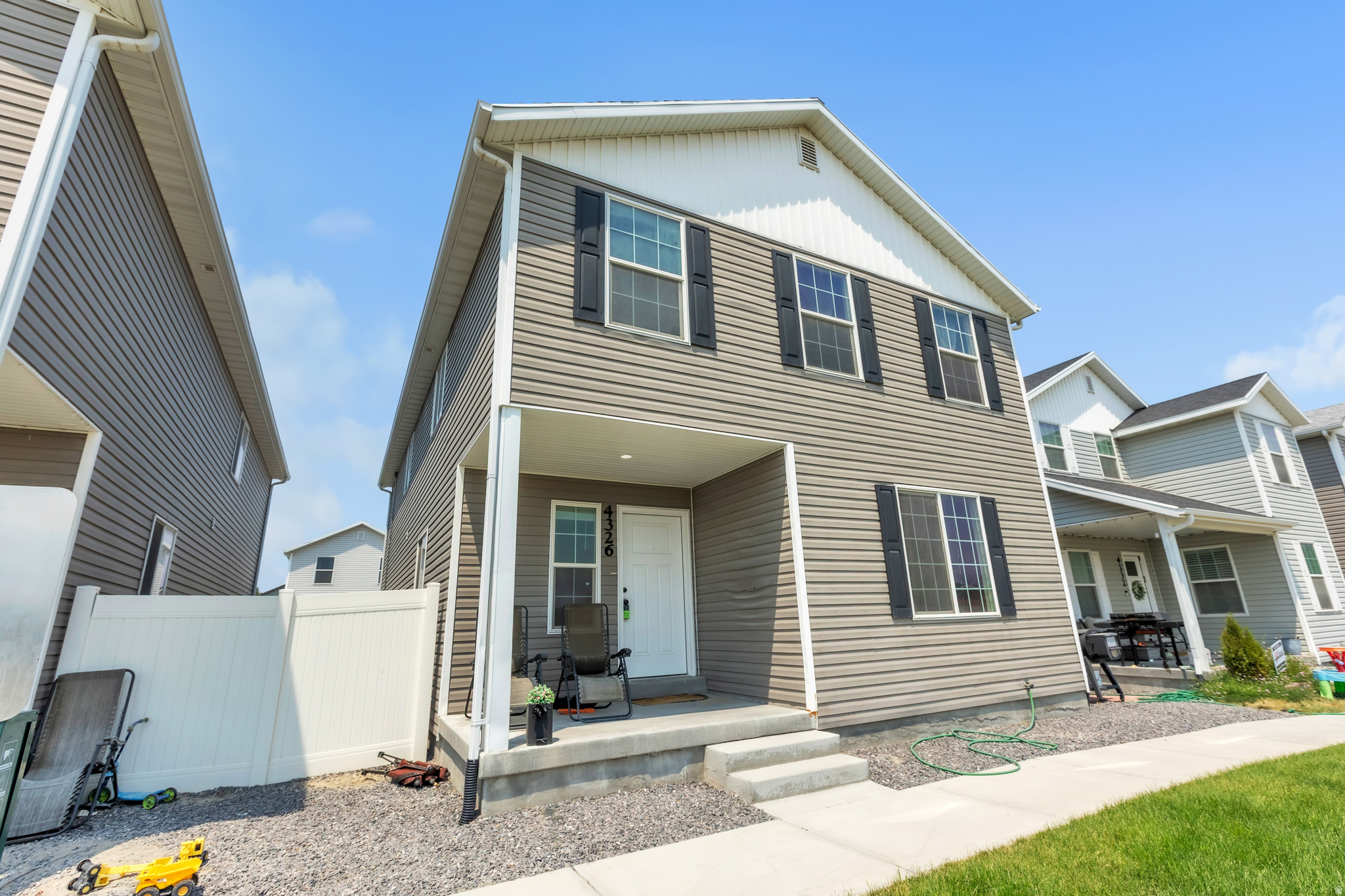4326 E ANGIE'S ALY, Eagle Mountain, UT 84005 — photo 1