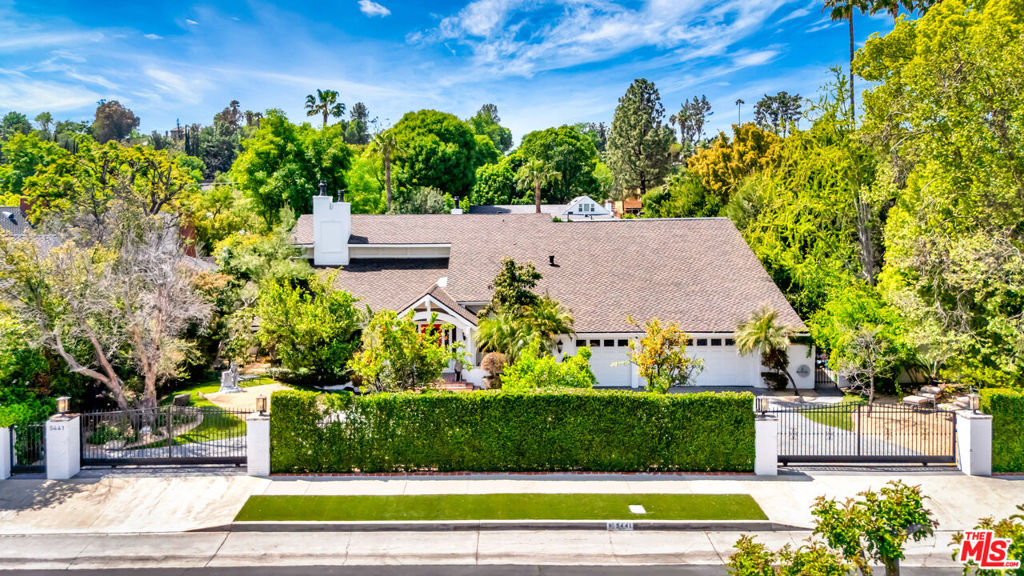 5441 Calvin Avenue, Tarzana, CA 91356 — photo 1