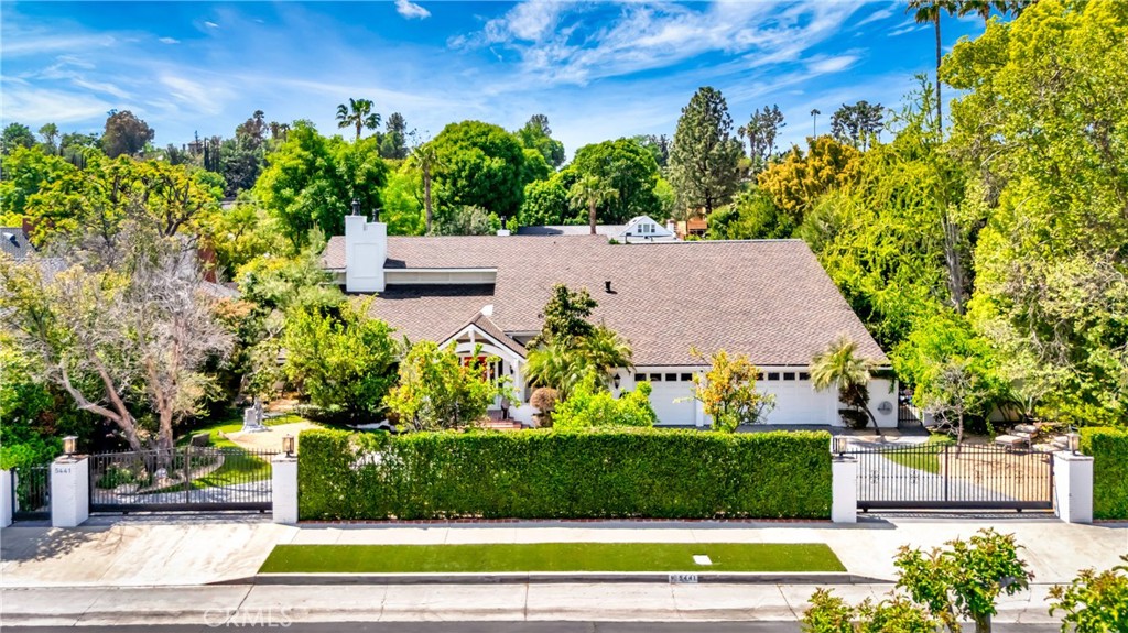 5441 Calvin Avenue, Tarzana, CA 91356 — photo 1