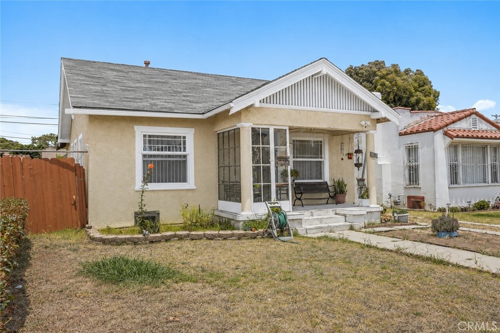 1119 W 84th Place, Los Angeles, CA 90044 — photo 1