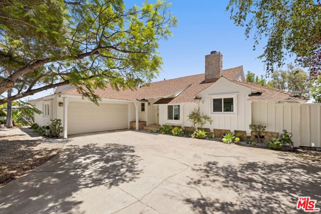 2120 Linda Flora Drive, Los Angeles, CA 90077 — photo 1