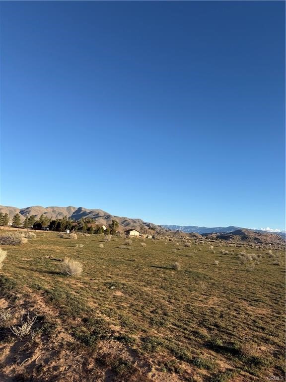 2 Little Teepee Road, Apple Valley, CA 92307 — photo 1