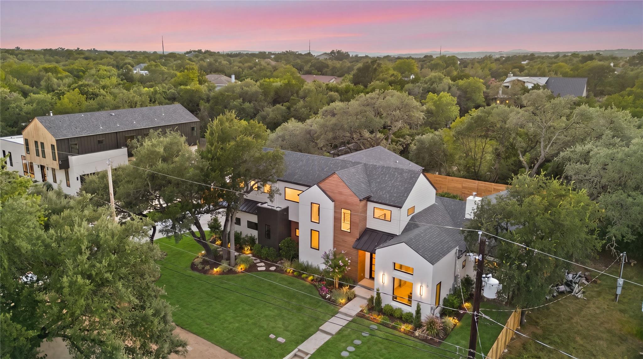 1500 Lipan, Austin, TX 78733 — photo 1