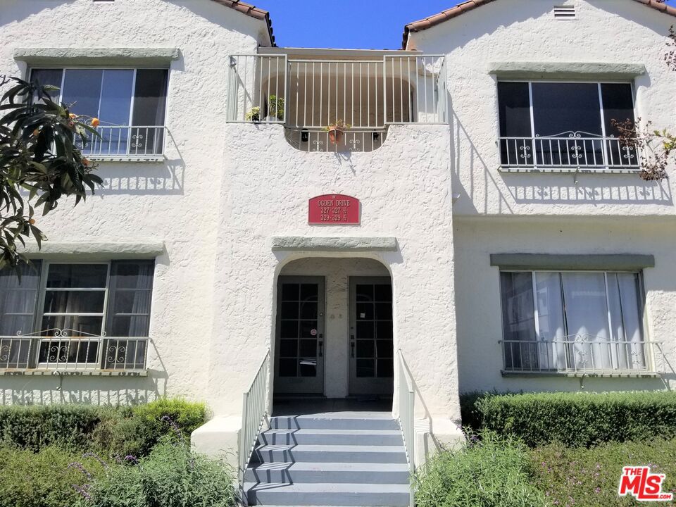 327 Ogden Drive, Los Angeles, CA 90036 — photo 1