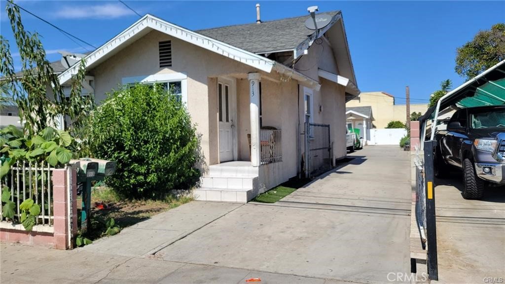 913 W Bishop Street, Santa Ana, CA 92703 — photo 1