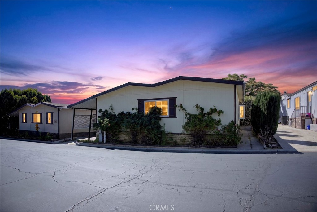 24303 Woolsey Canyon Rd 137, Canoga Park, CA 91304 — photo 1