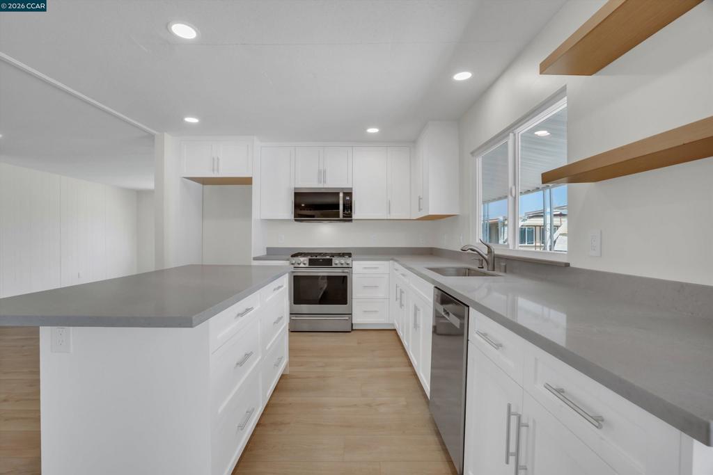 4141 Deep Creek Rd, Fremont, CA 94555 — photo 1