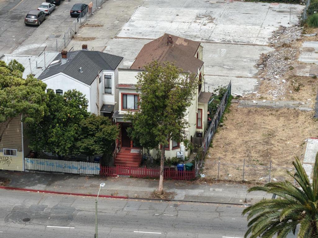 611 Harrison Street, Oakland, CA 94607 — photo 1