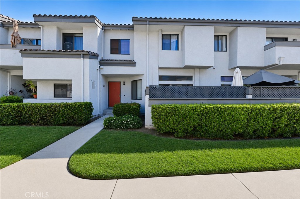 32 Brownfield Lane, Pomona, CA 91766 — photo 1