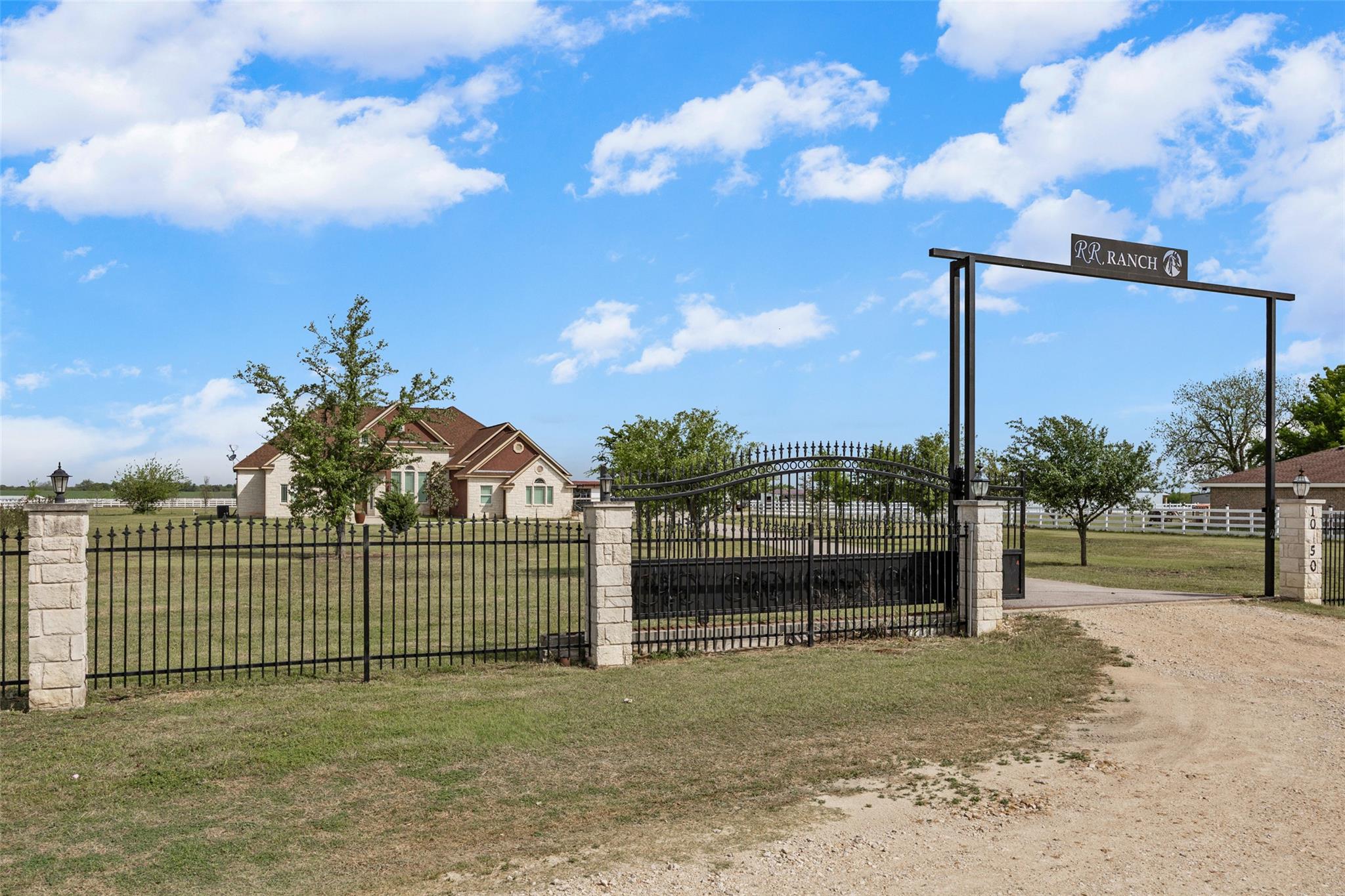 1050 Fm 619, Taylor, TX 76574 — photo 1