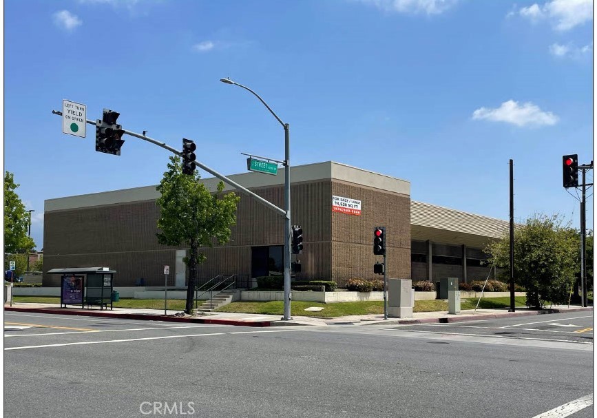 910 N Mountain Avenue, Ontario, CA 91762 — photo 1