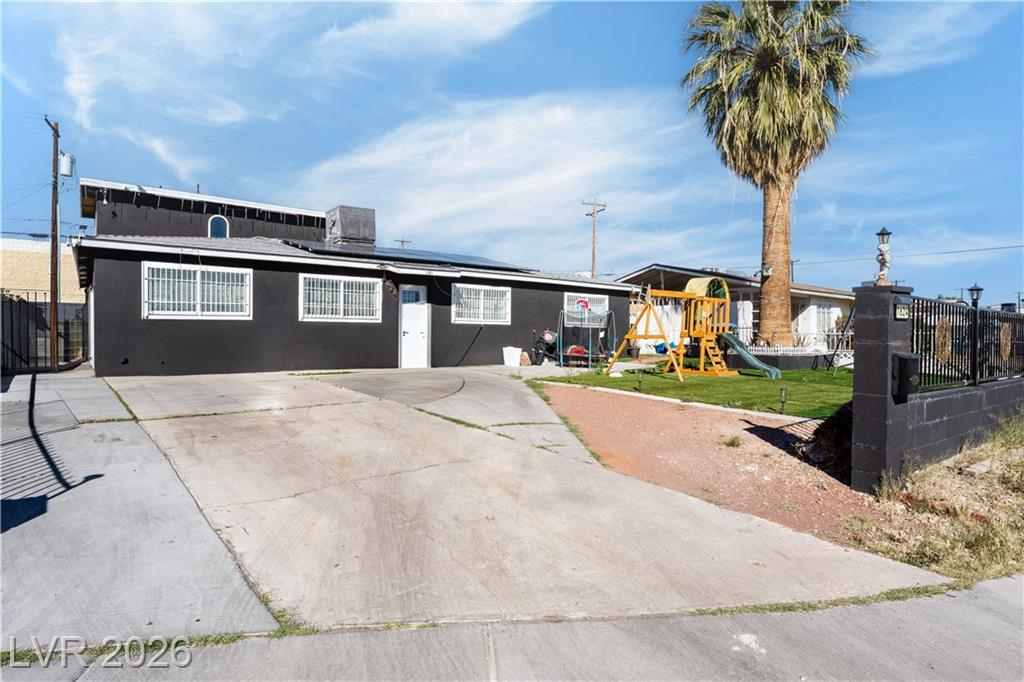 1624 L Street, Las Vegas, NV 89106 — photo 1
