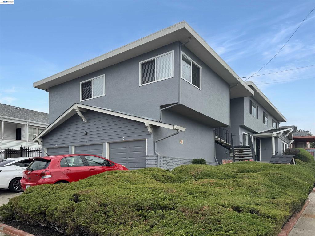 2105 48Th Ave, Oakland, CA 94601 — photo 1