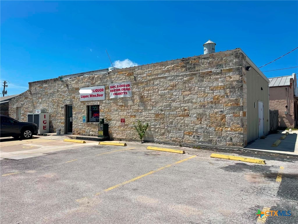 222 E State Highway 29