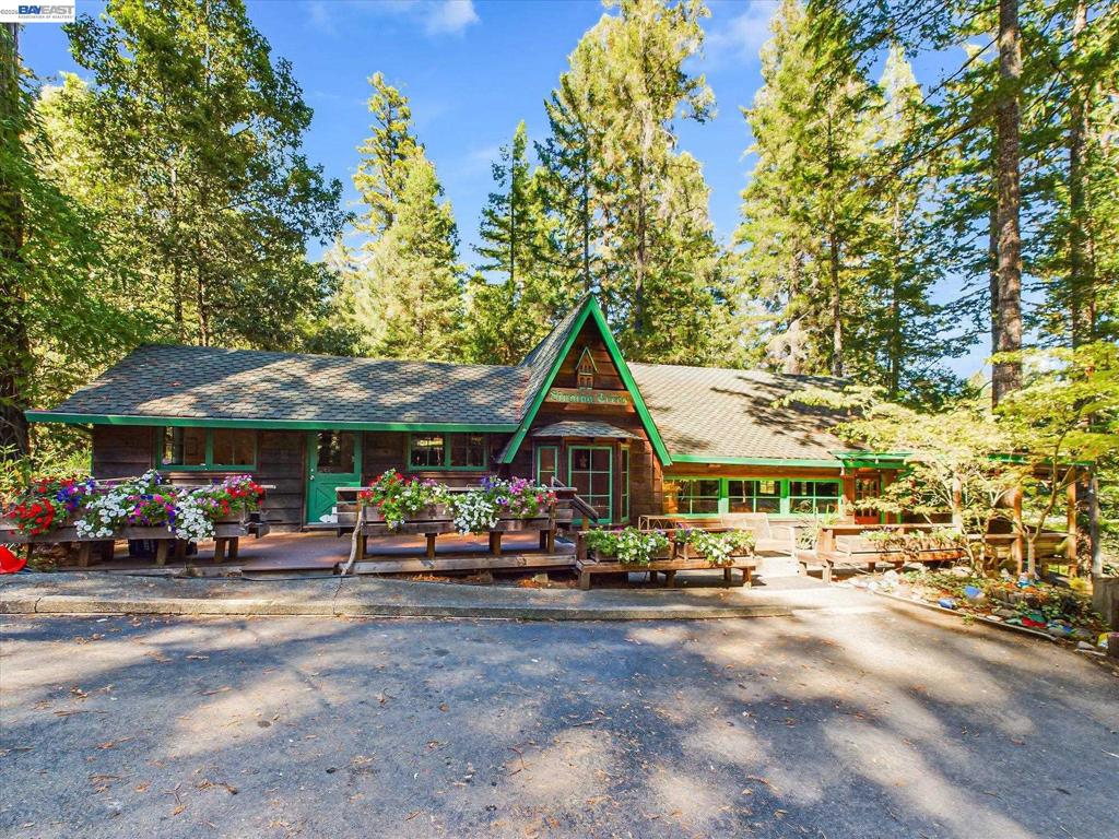2089 St Highway 101, Garberville, CA 95542 — photo 1
