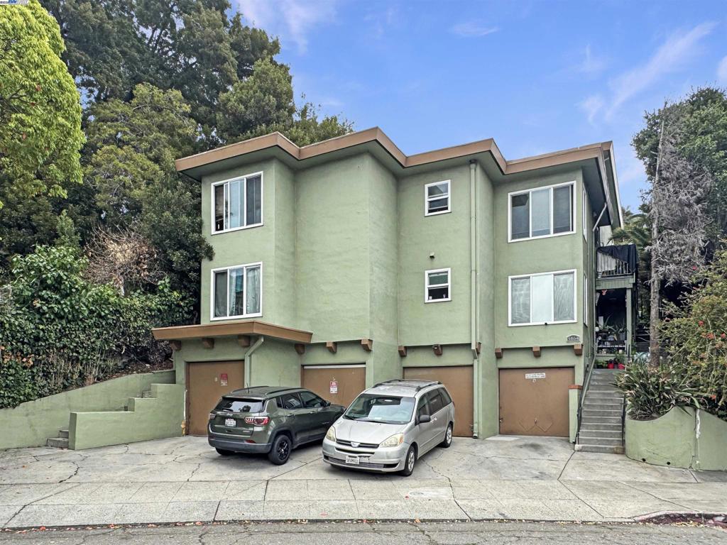3464 Champion St, Oakland, CA 94602 — photo 1