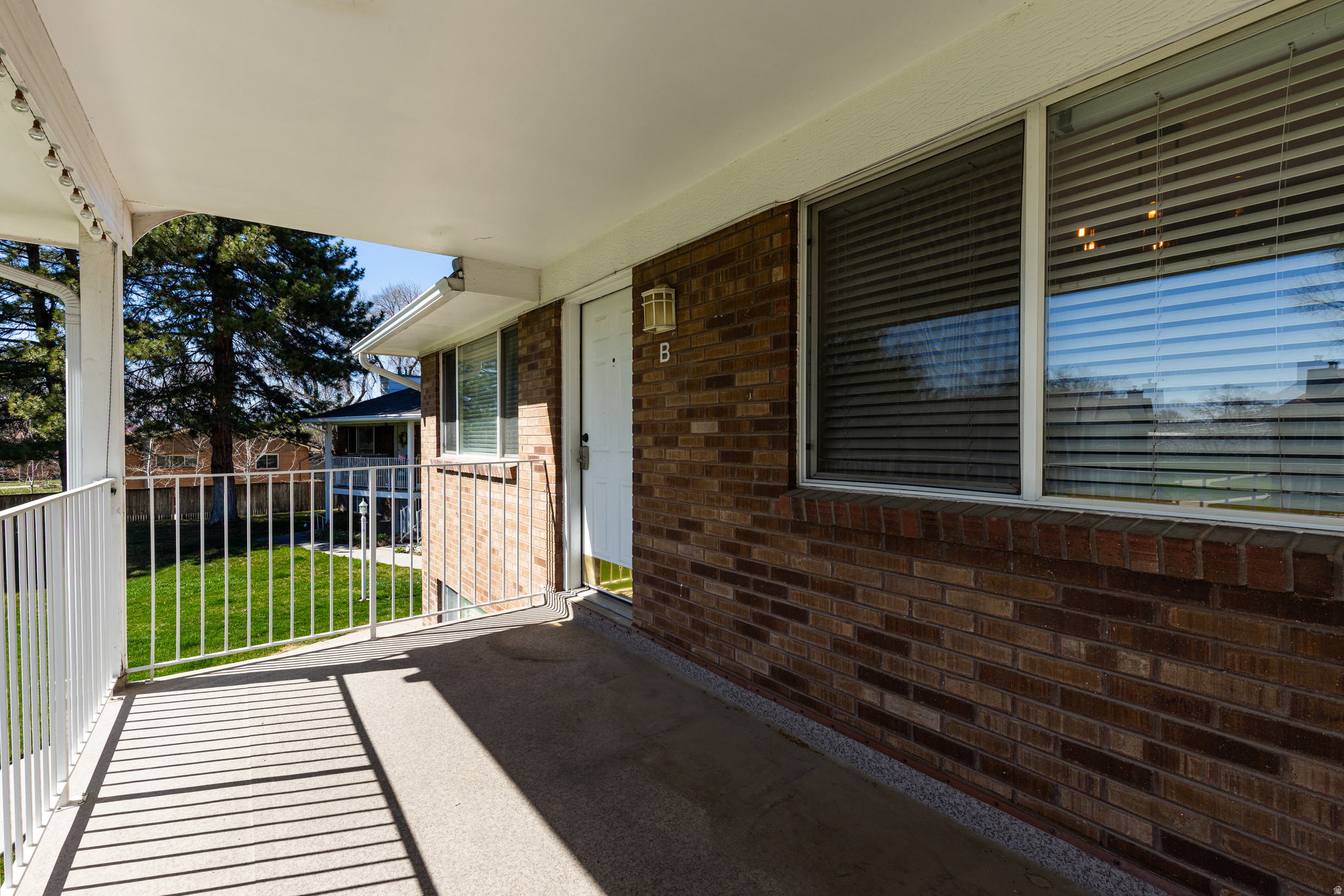 4022 S VERNON CIR #B, Salt Lake City, UT 84124 — photo 1