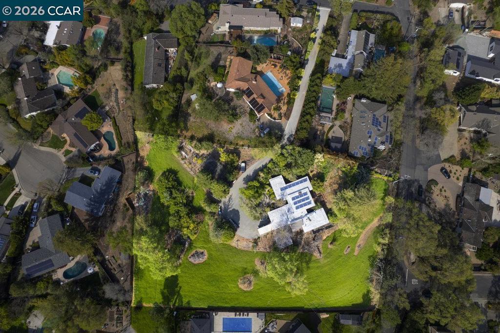 1081 Scots Ln, Walnut Creek, CA 94596 — photo 1