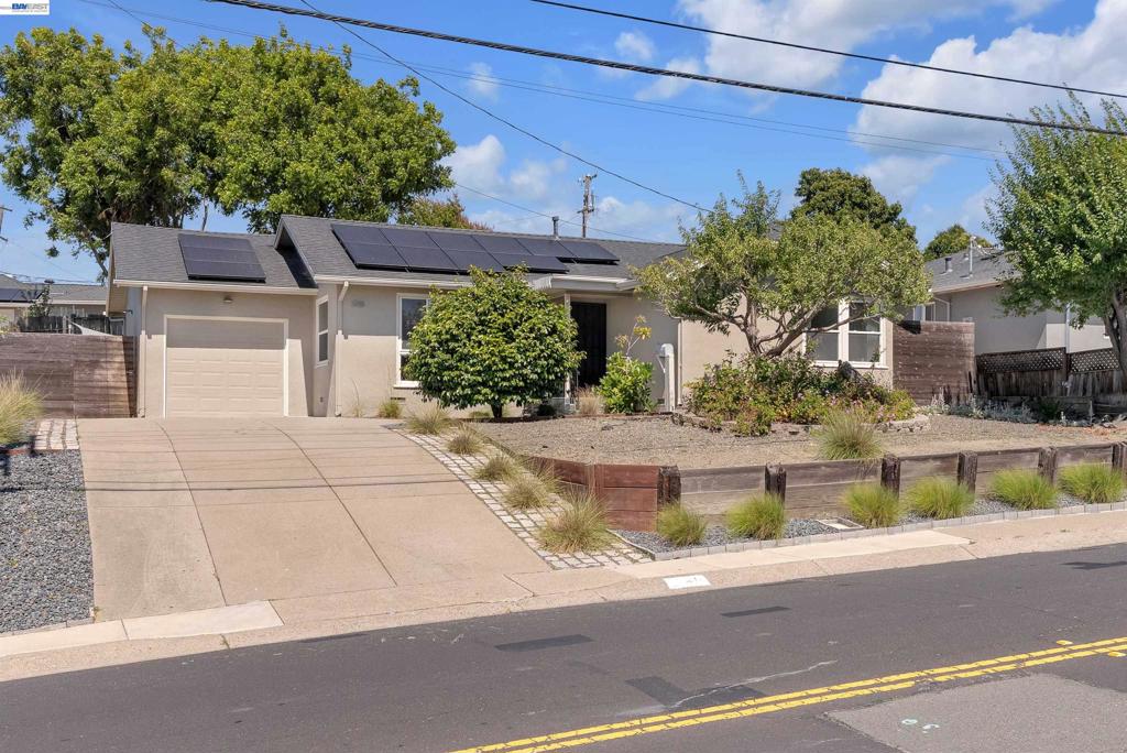 2518 Tara Hills Dr, San Pablo, CA 94806 — photo 1