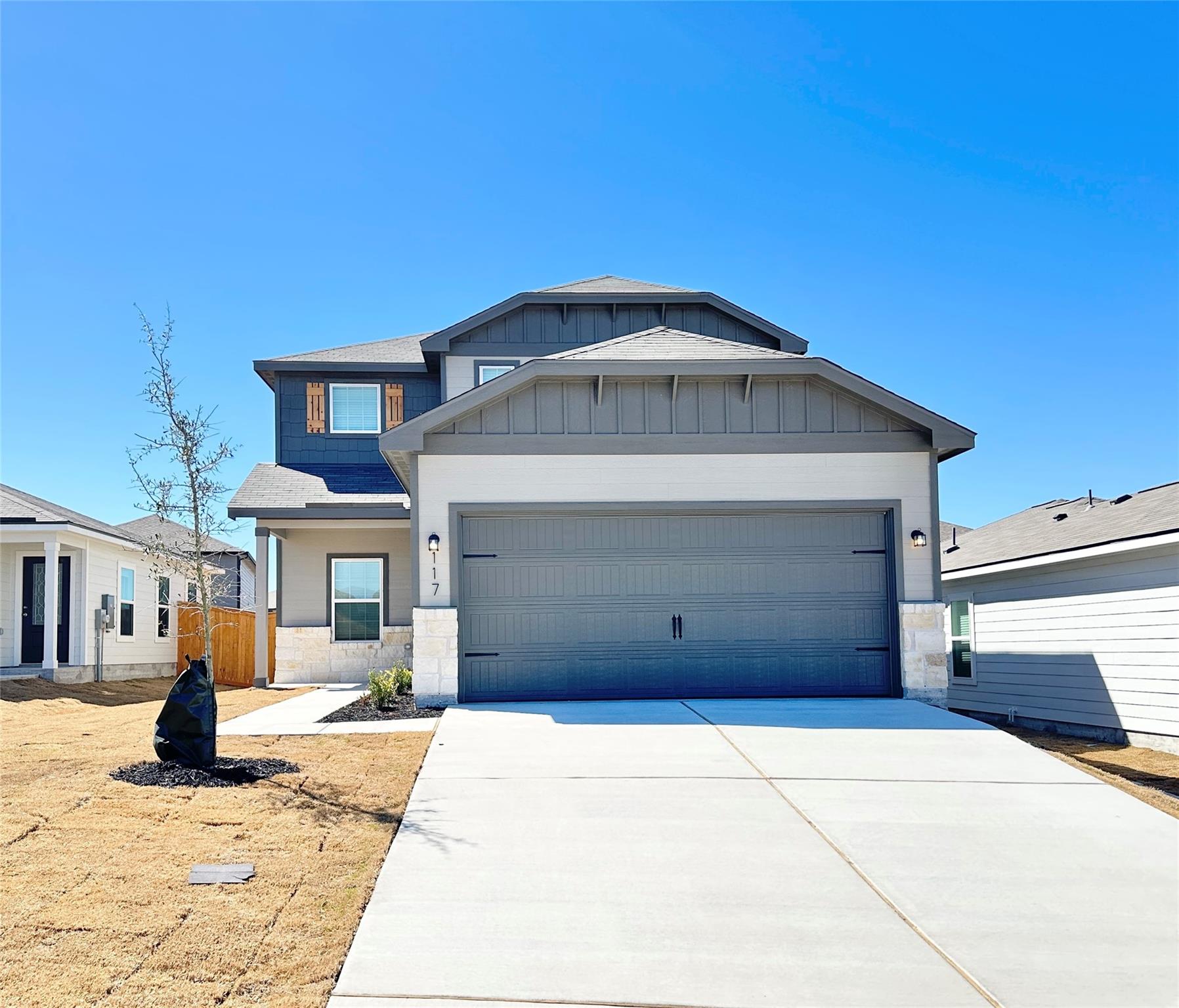 117 Paradise Canyon, Jarrell, TX 76537 — photo 1