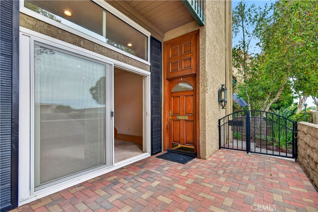 1024 Palo Verde Avenue, Long Beach, CA 90815 — photo 1