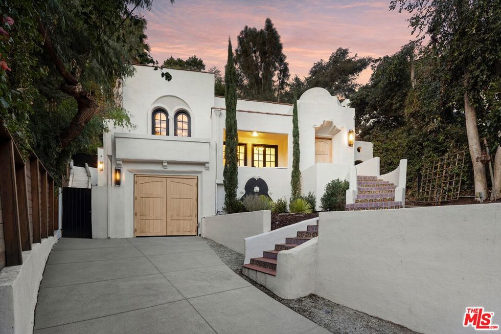 8061 Woodland Lane, Los Angeles, CA 90046 — photo 1