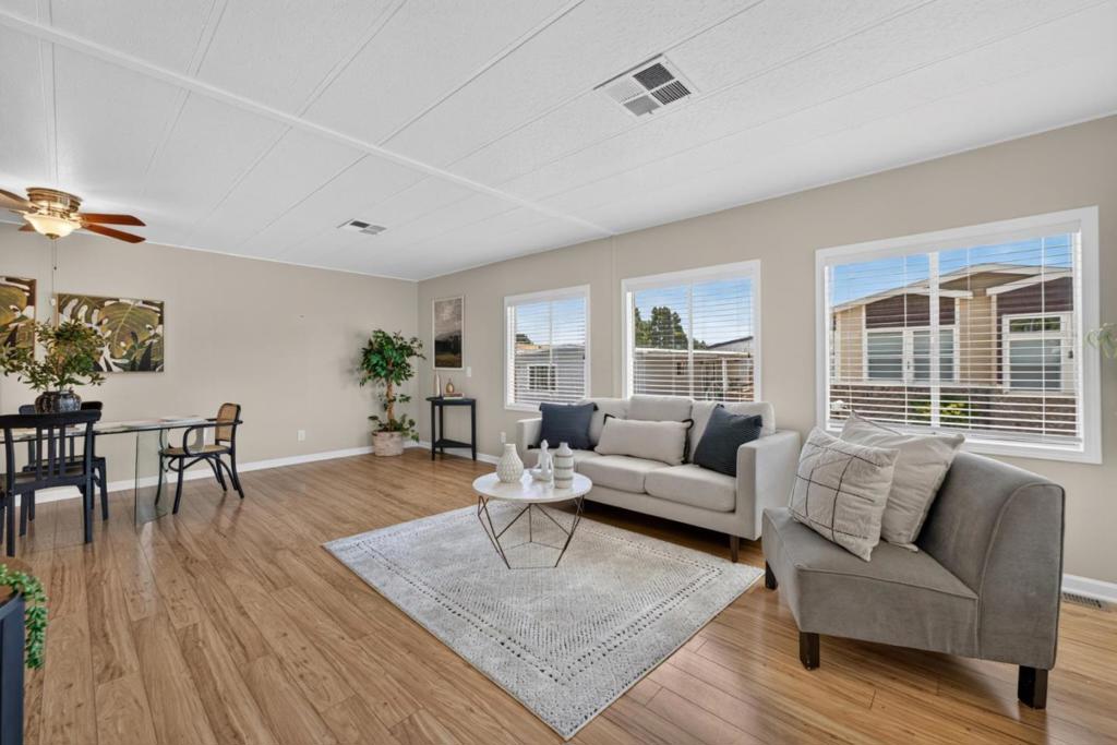 144 Holm Road 14