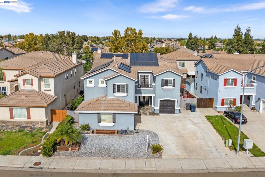 1531 Riverview Ave, Tracy, CA 95377 — photo 1