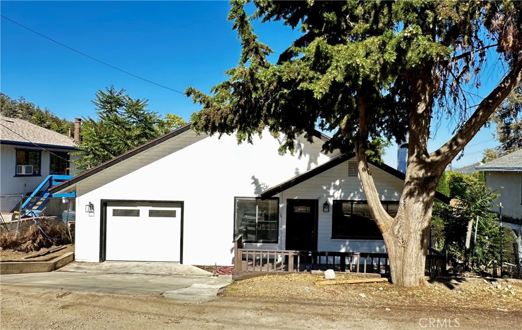 720 Avalon, Frazier Park, CA 93225 — photo 1