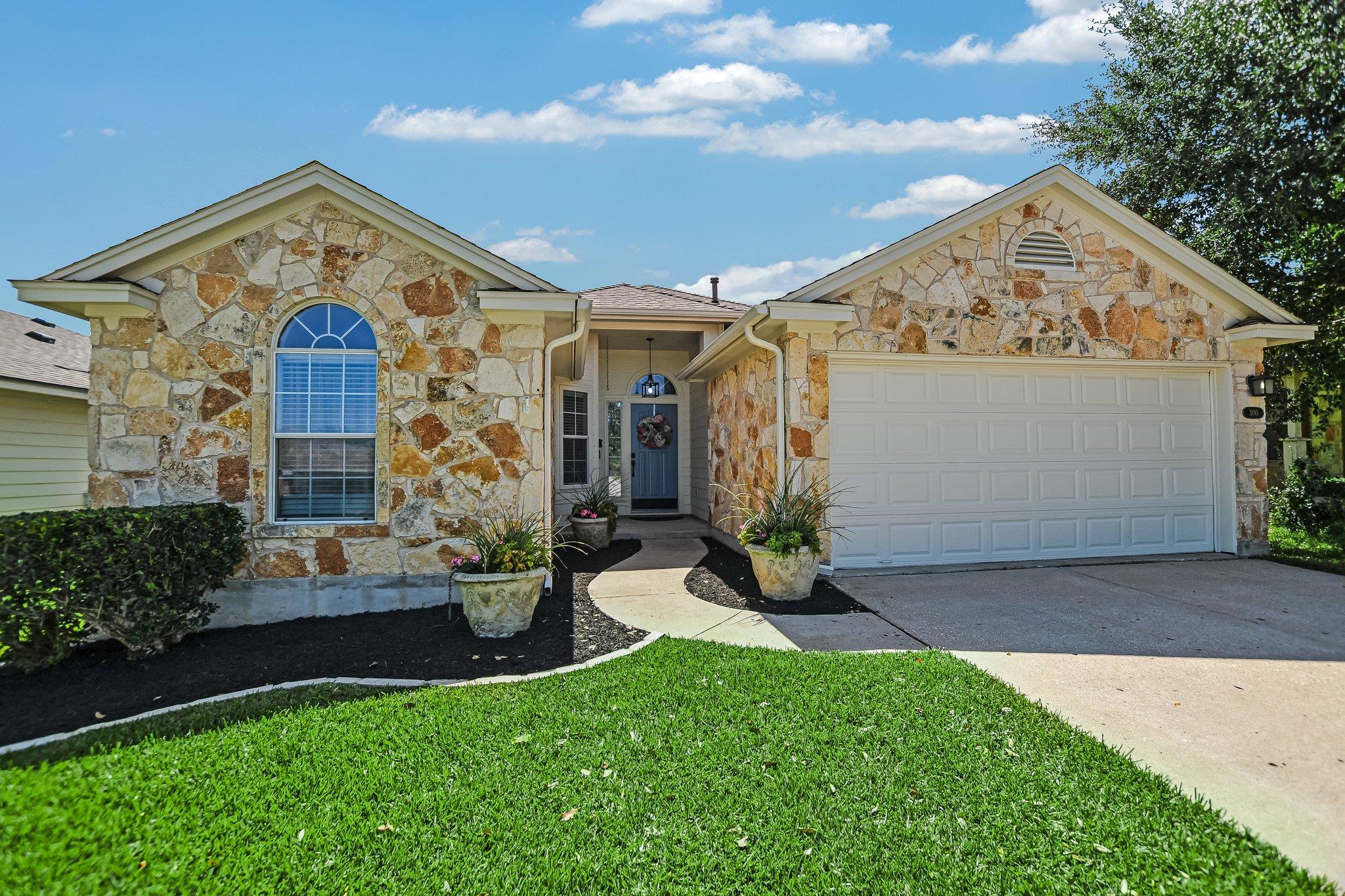 300 Fistral, Hutto, TX 78634 — photo 1