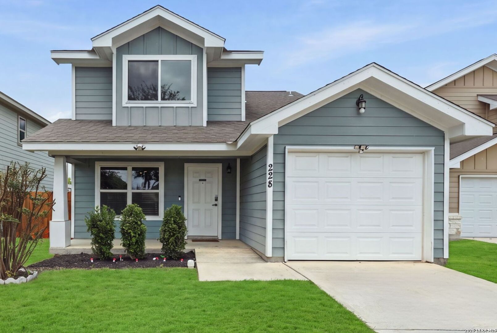 228 MAR HILL ST, Seguin, TX 78155 — photo 1