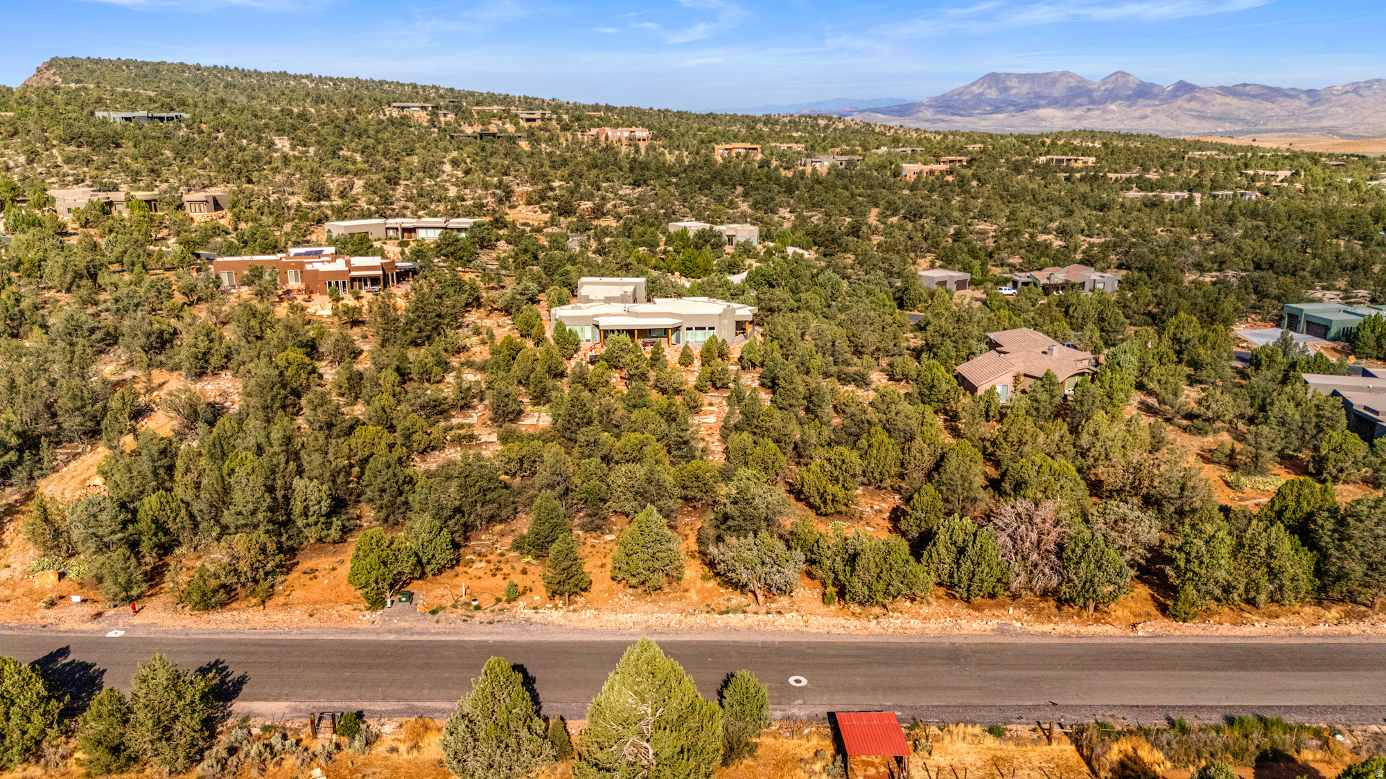 401 N DOE VALLEY DR, Dammeron Valley, UT 84783 — photo 1