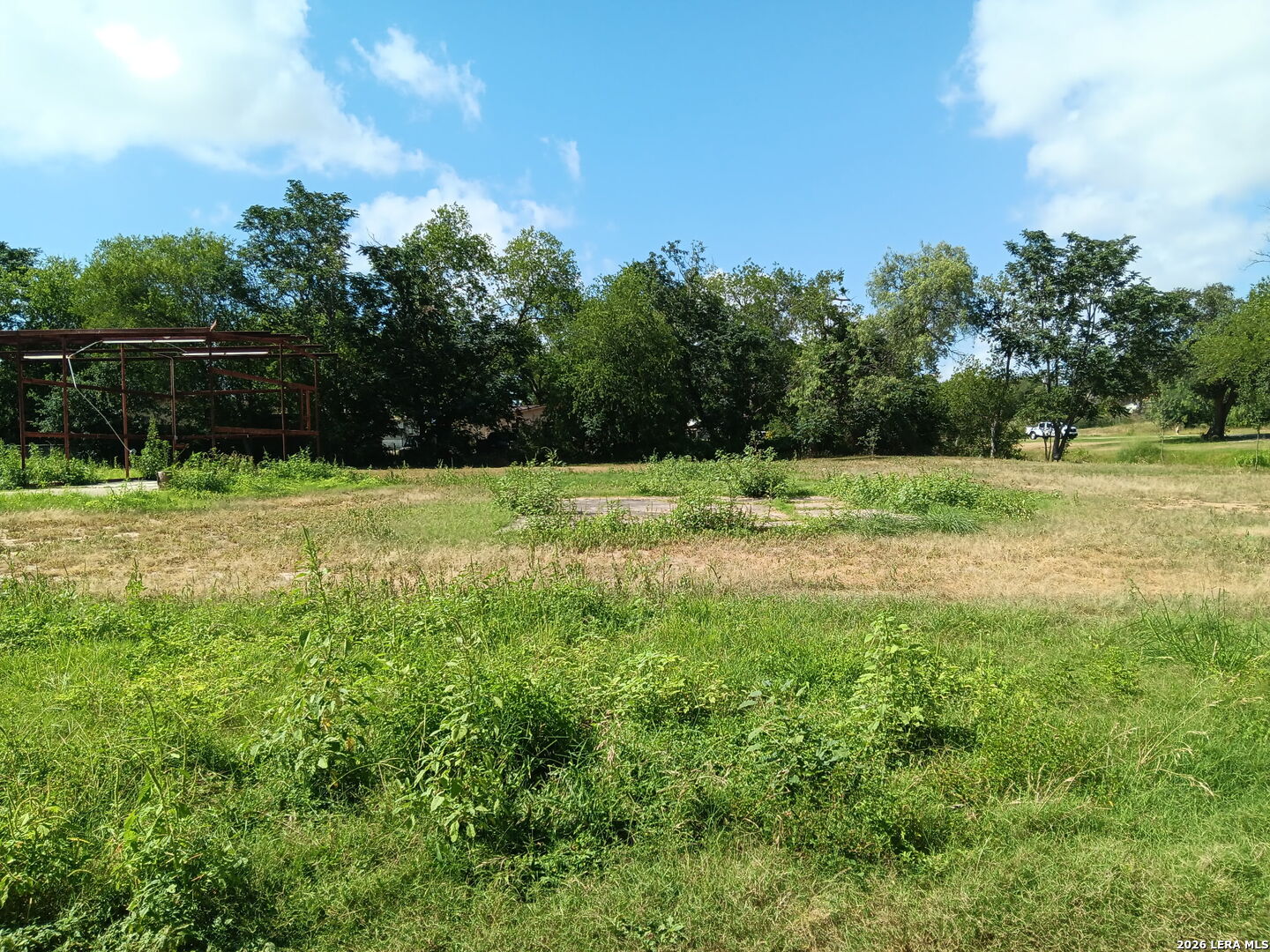 8080 W 3RD ST, Somerset, TX 78069 — photo 1
