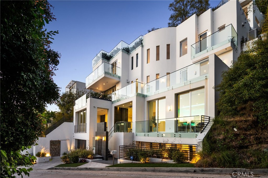 9459 Beverly Crest, Los Angeles, CA 90210 — photo 1